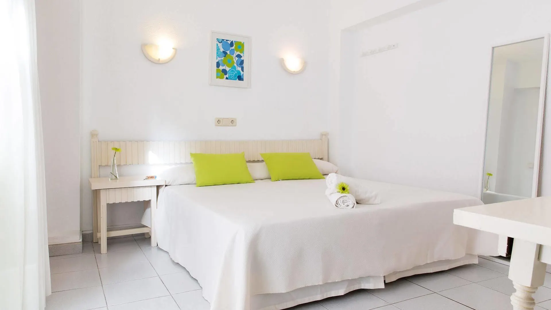 Garau Petit Hotel El Arenal  0*, El Arenal (Mallorca) Hiszpania